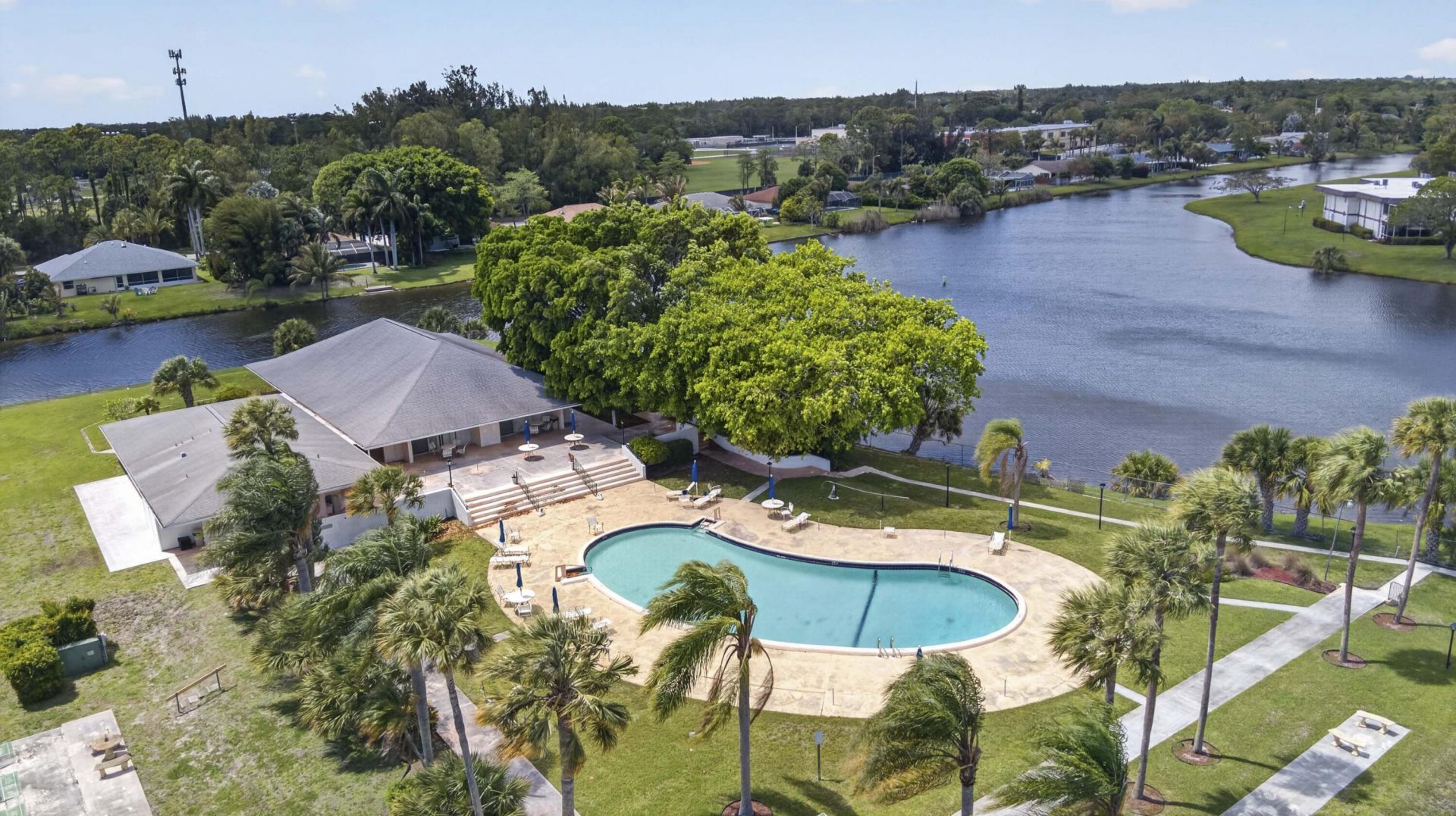 3 Greenway Vlg N, Unit 210, Royal Palm Beach, FL 33411 Photo