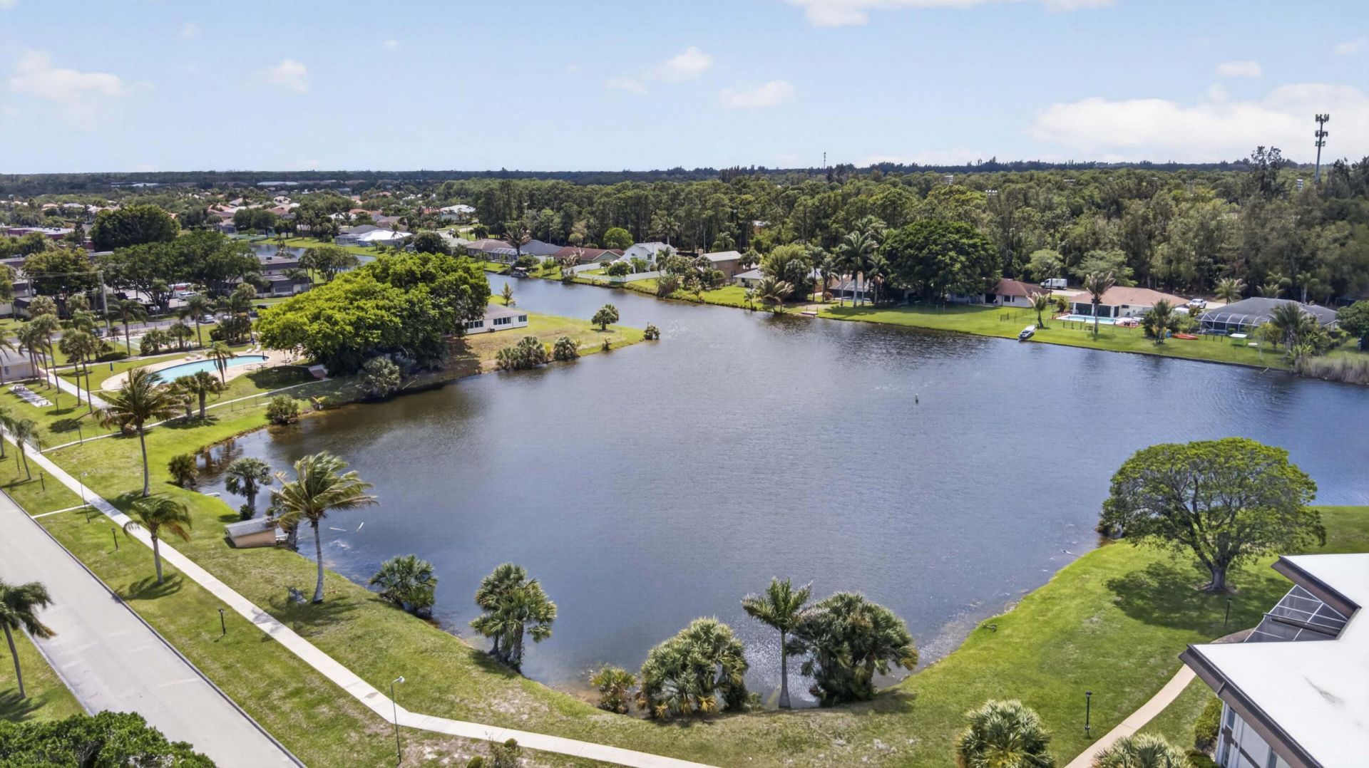 3 Greenway Vlg N, Unit 210, Royal Palm Beach, FL 33411 Photo