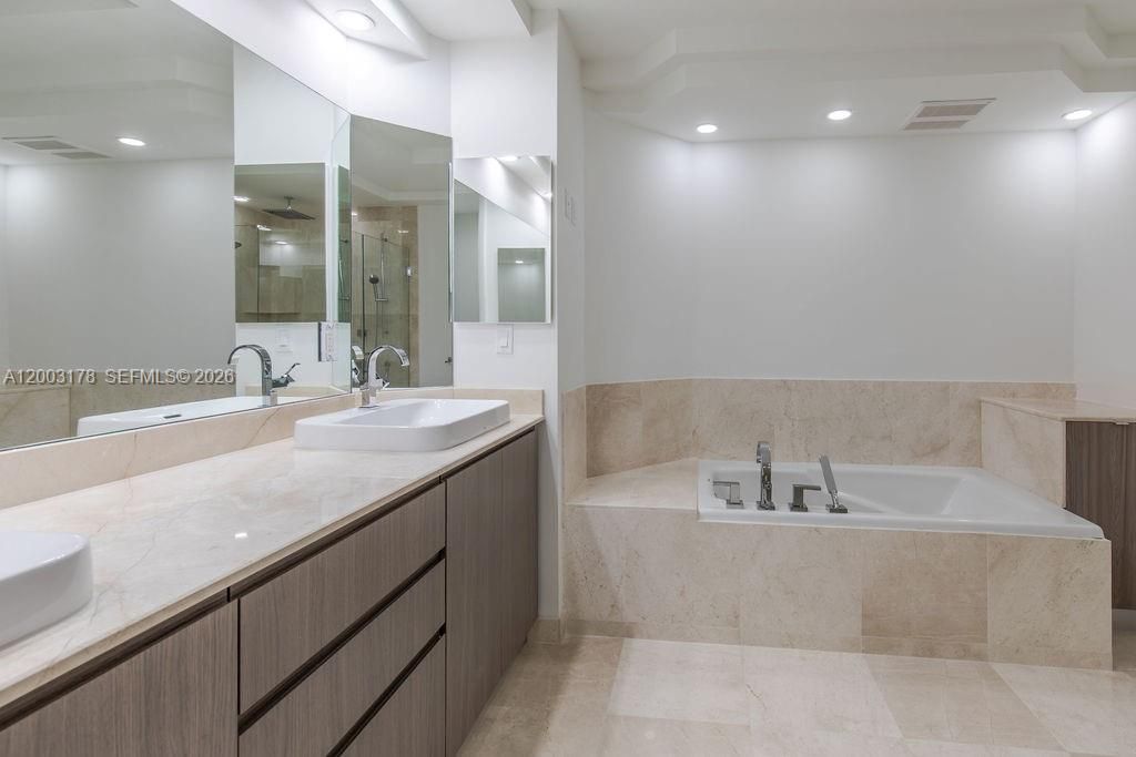 4802 N Highway A1a , Unit 3D, Hutchinson Island, FL 34949 Photo