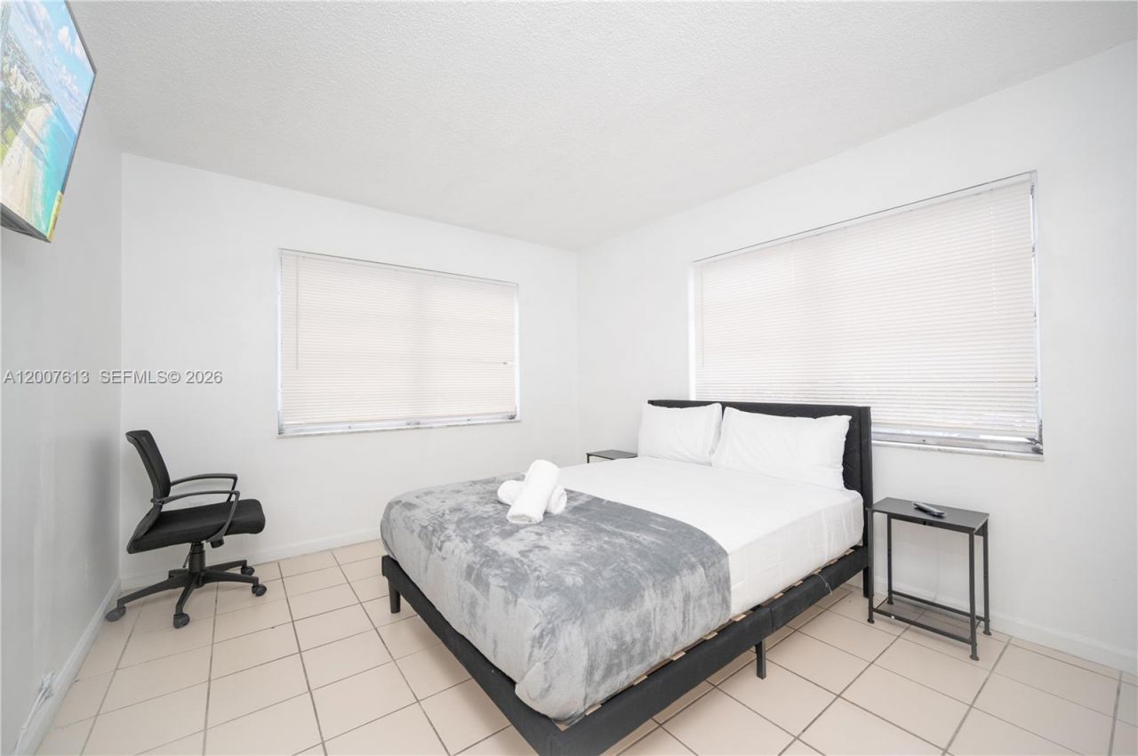 500 NE 26th St , Unit 2C, Miami, FL 33137 Photo