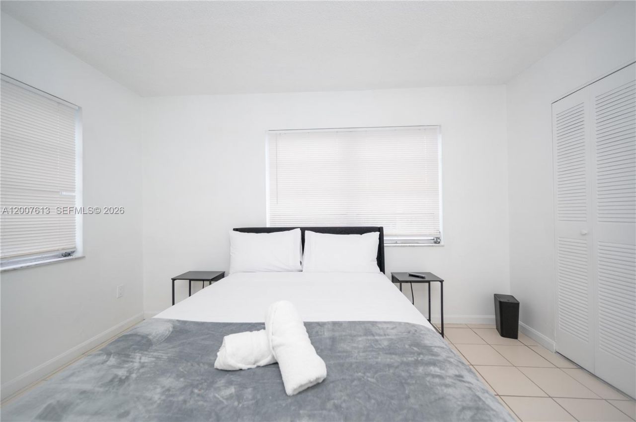 500 NE 26th St , Unit 2C, Miami, FL 33137 Photo