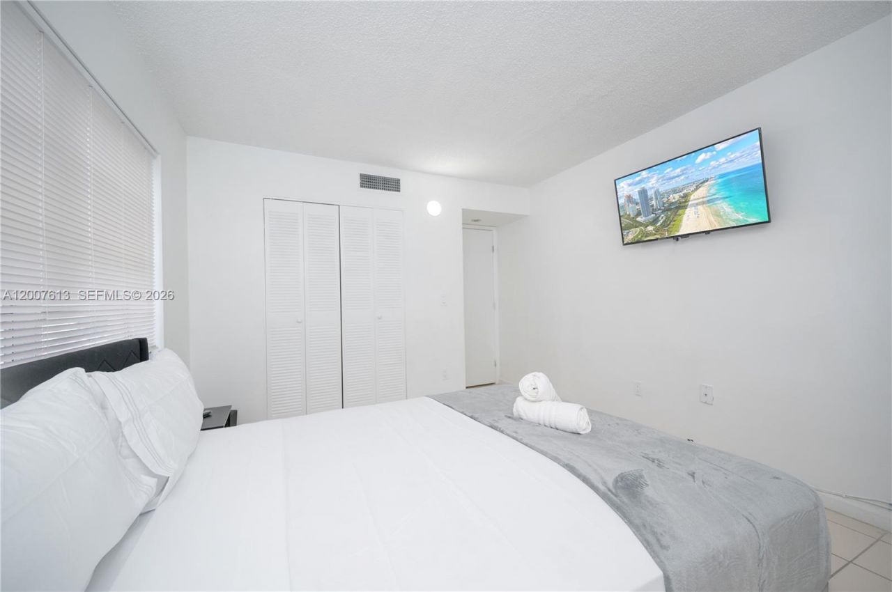 500 NE 26th St , Unit 2C, Miami, FL 33137 Photo