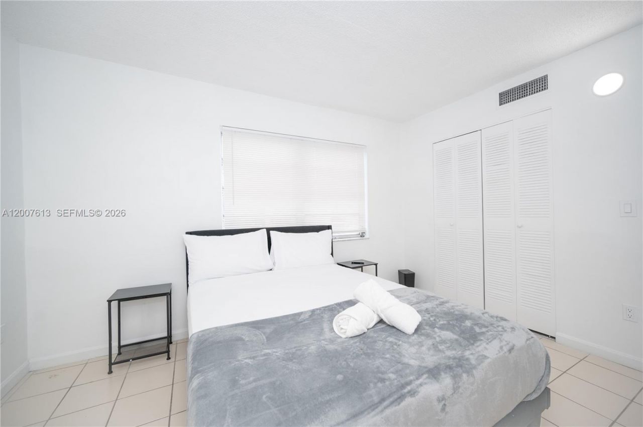 500 NE 26th St , Unit 2C, Miami, FL 33137 Photo