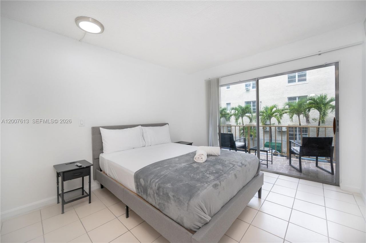 500 NE 26th St , Unit 2C, Miami, FL 33137 Photo