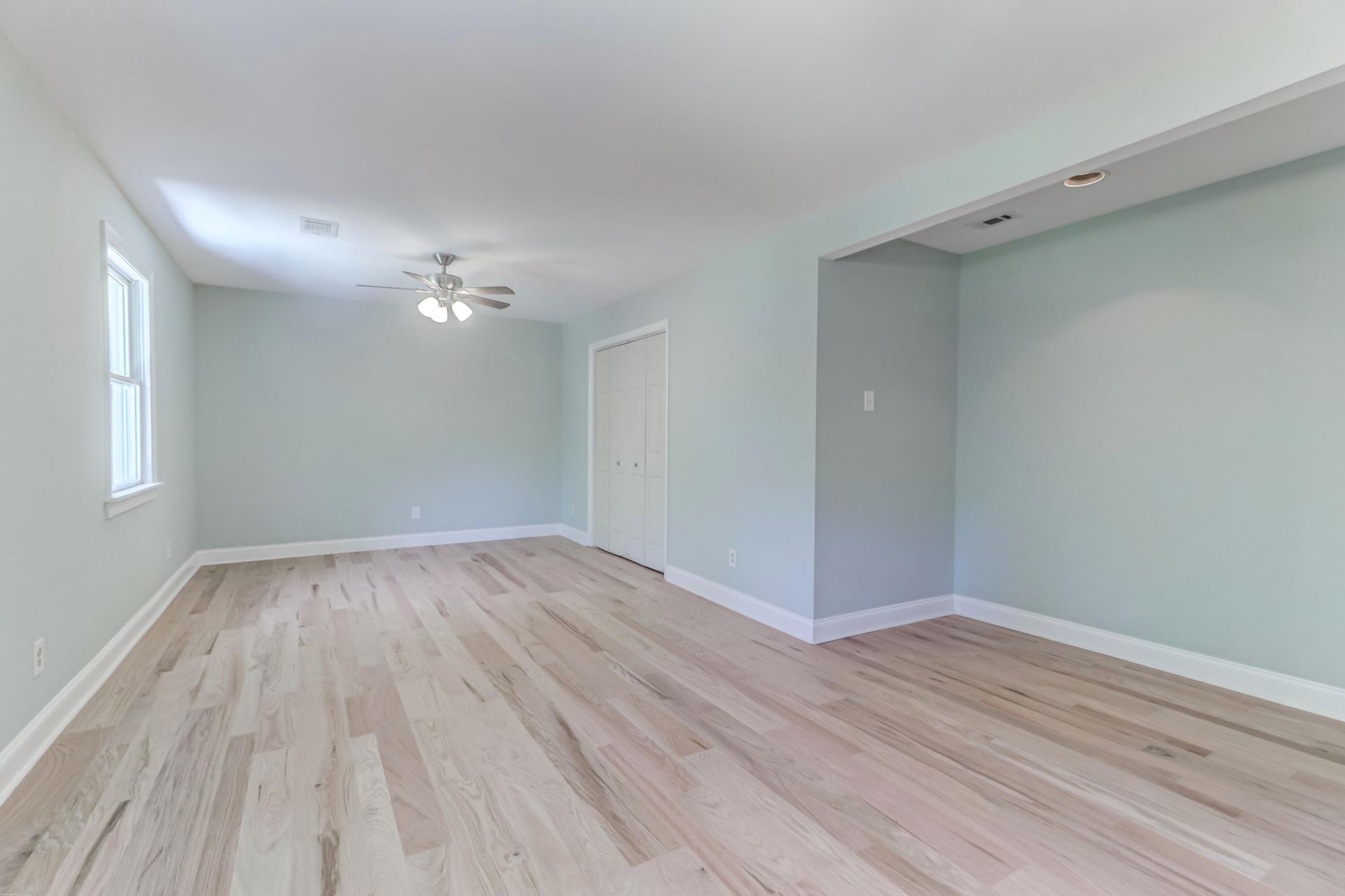 5355 Creek View Lane Photo 33