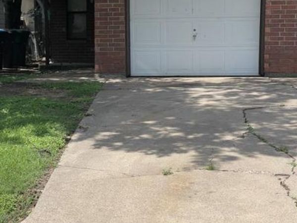 4704 Sandage Avenue, Fort Worth, TX 76115