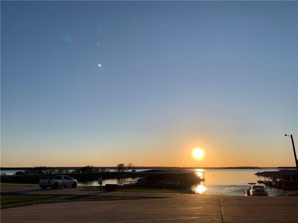 3026 Hillside Court , Whitney, TX 76692