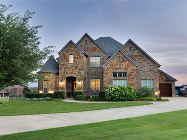7757 Bella Milano Drive, Fort Worth, TX 76126