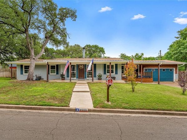 2200 Gregory Lane , Waco, TX 76708