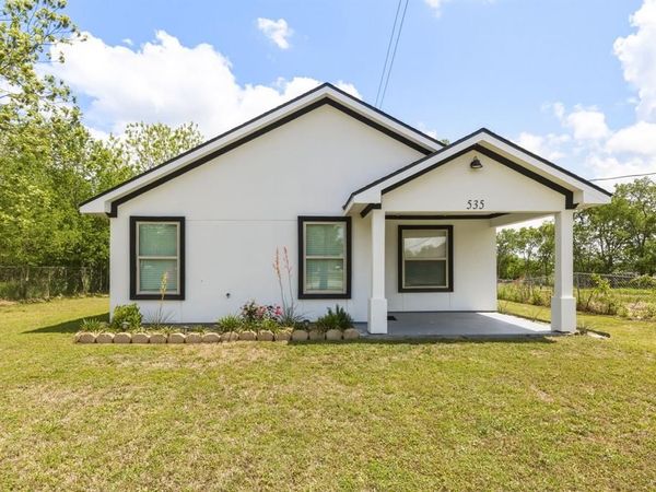 535 S Belknap Street , Mexia, TX 76667