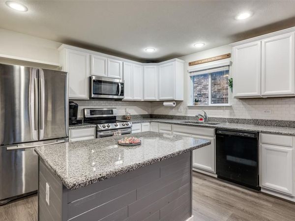 1720 Trace Drive, Aubrey, TX 76227