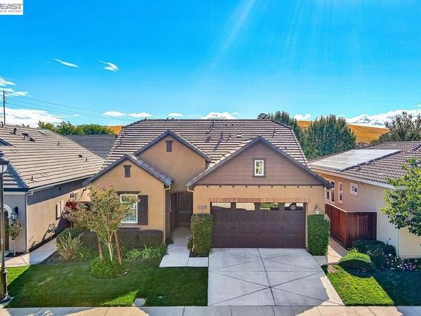 1033 Malbec Ln, Brentwood, CA 94513