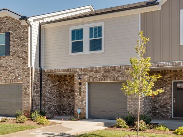 364 Coleman Ct , Columbia, TN 38401