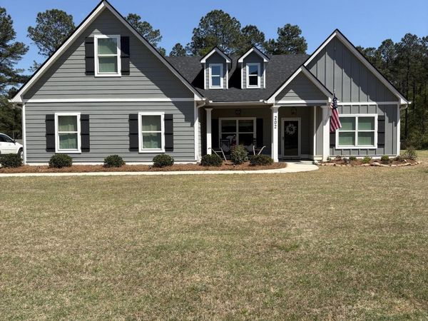 202 Millwood Court, Lagrange, GA 30241