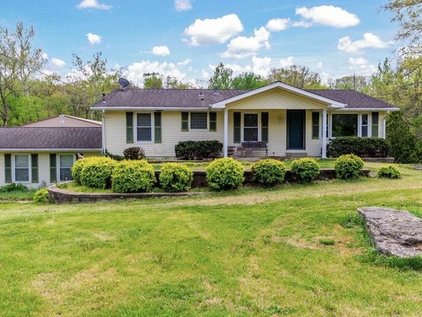 4216 Highway P , Wentzville, MO 63385