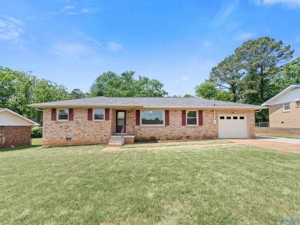 2507 Barney Terrace NW, Huntsville, AL 35810