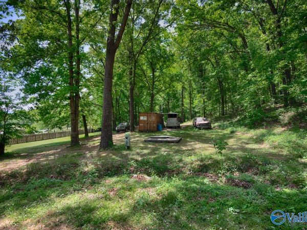 180 Vicki Lane, Unit A, Owens Cross Roads, AL 35763