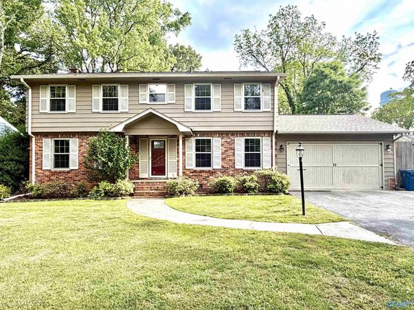 208 Woodley Terrace, Boaz, AL 35957