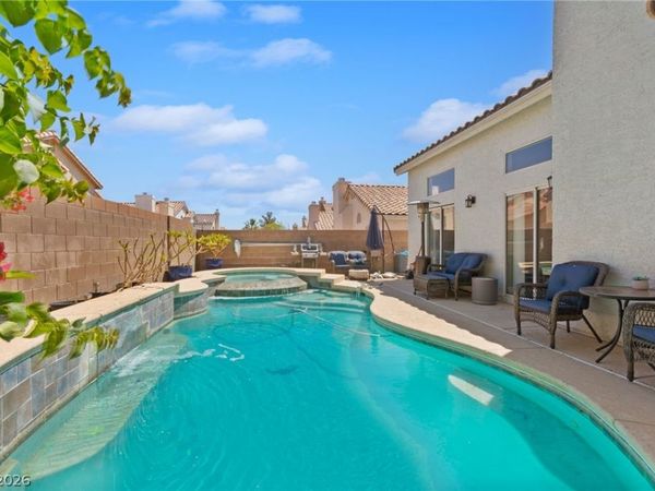 908 Single Tree Drive , Las Vegas, NV 89123