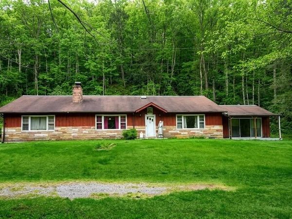 407 Old Route 39 Rd, Marlinton, WV 24954