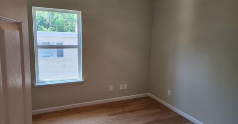 215 25th St, Sacramento, CA 95816 Photo
