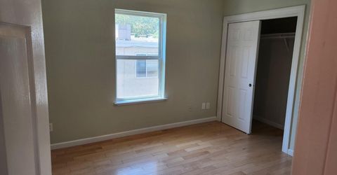 215 25th St, Sacramento, CA 95816 Photo