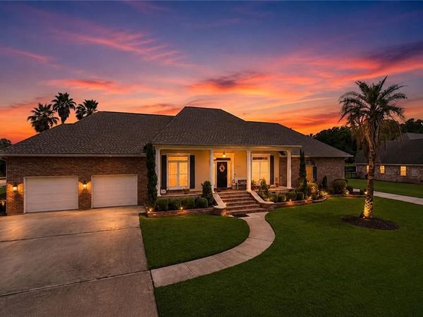 3102 BAYOU VIEW Place, Slidell, LA 70458