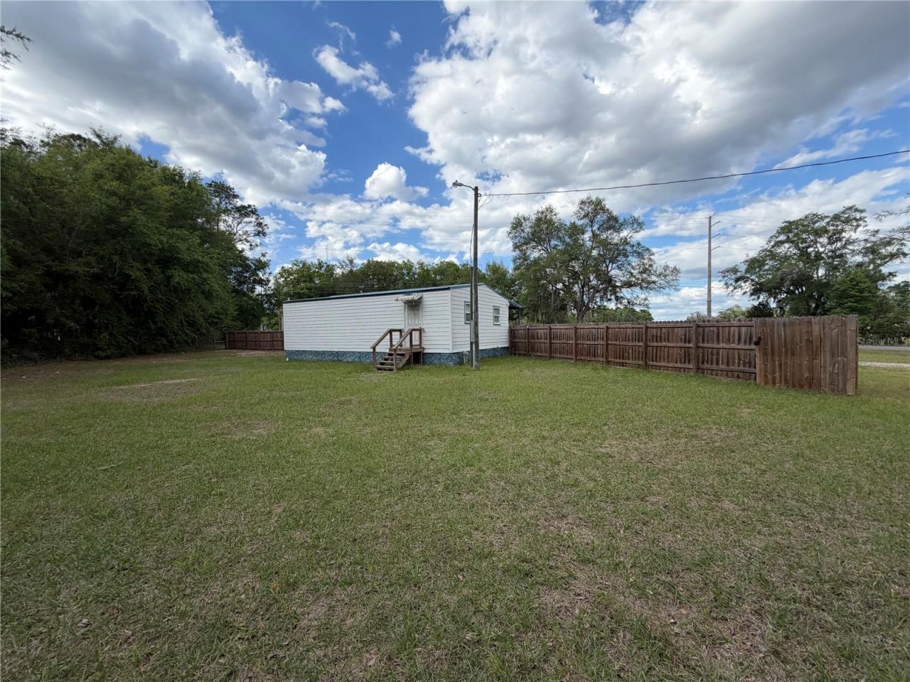 683 N Court Street , Bronson, FL 32621 Photo