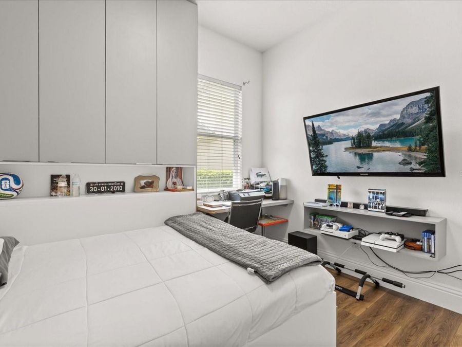 Property Image 39