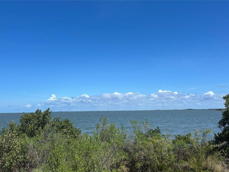 38 65th Street, Yankeetown, FL 34498