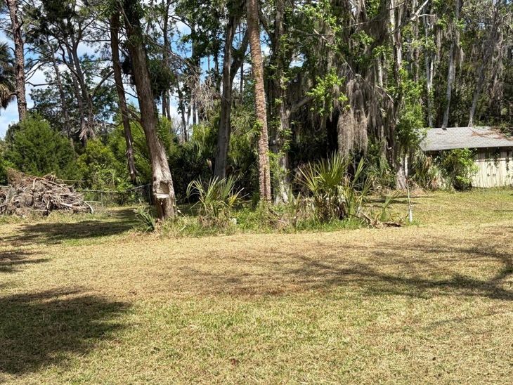 38 65th Street, Yankeetown, FL 34498