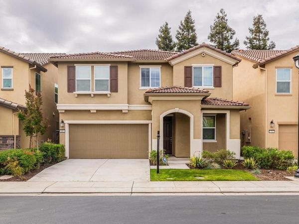 60 Molveno Dr, Stockton, CA 95209