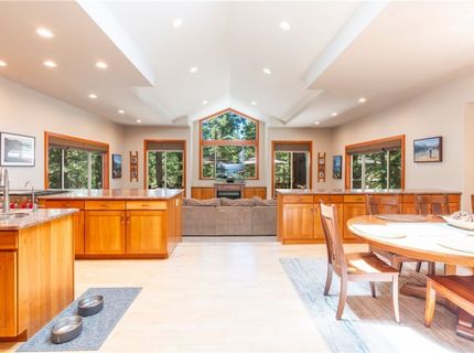 753 Mays Boulevard, Incline Village, NV 89451 Photo