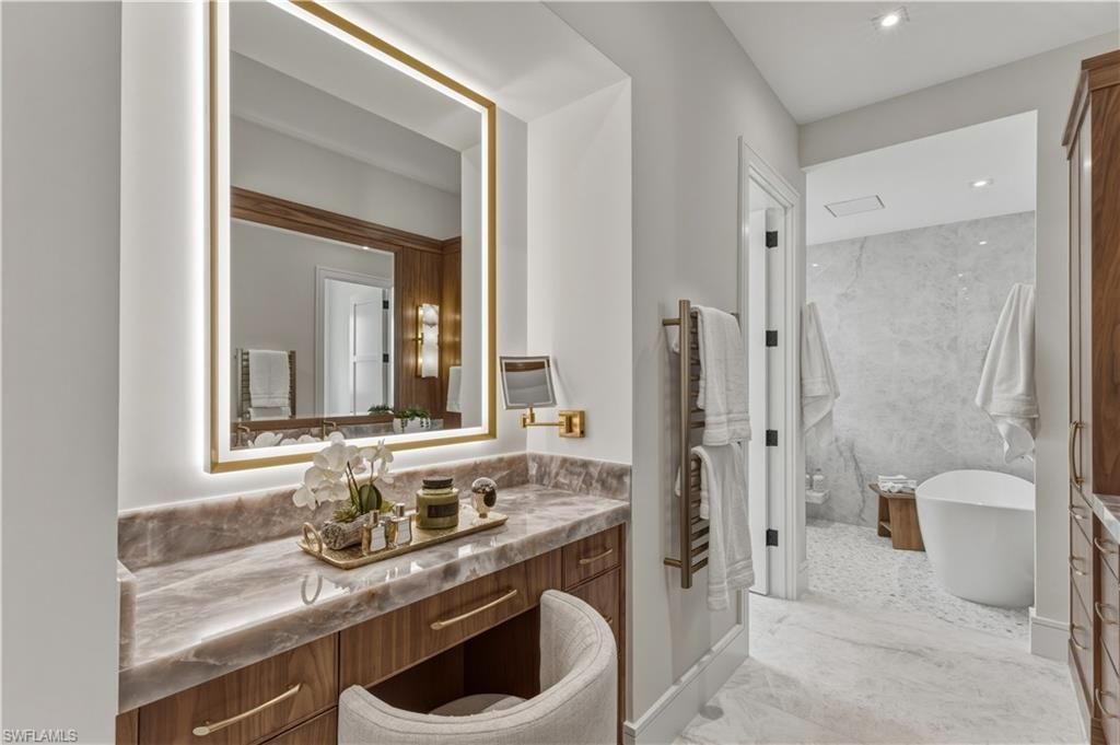 1079 Diana Ave, Naples, FL 34103 Photo
