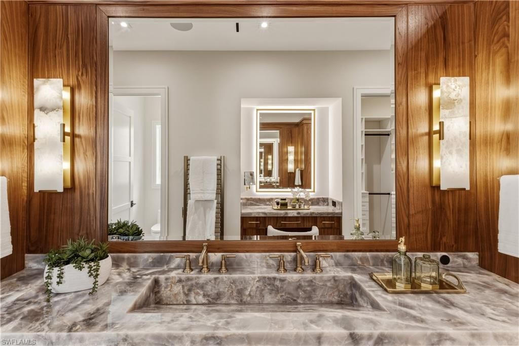 1079 Diana Ave, Naples, FL 34103 Photo