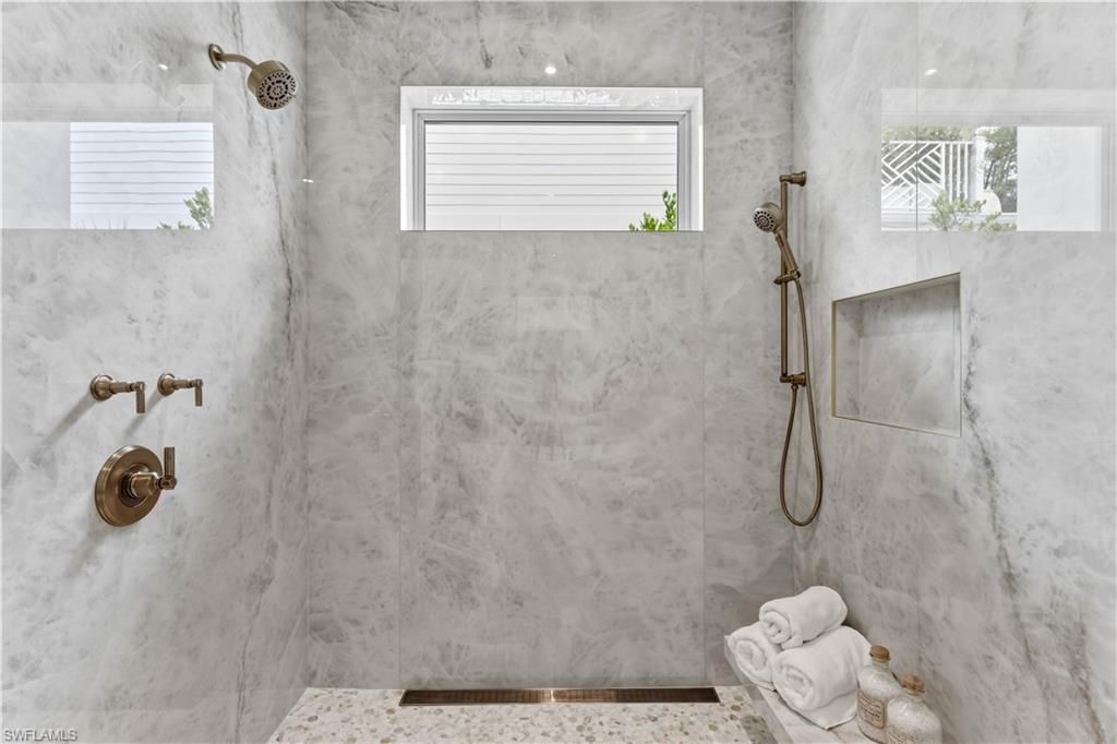 1079 Diana Ave, Naples, FL 34103 Photo