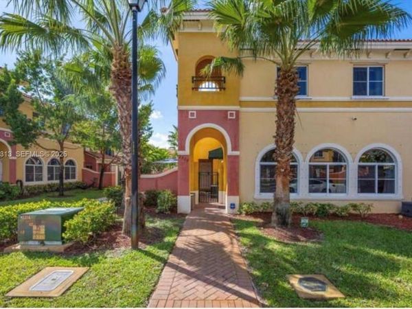 3529 NW 29th Pl, Lauderdale Lakes, FL 33311