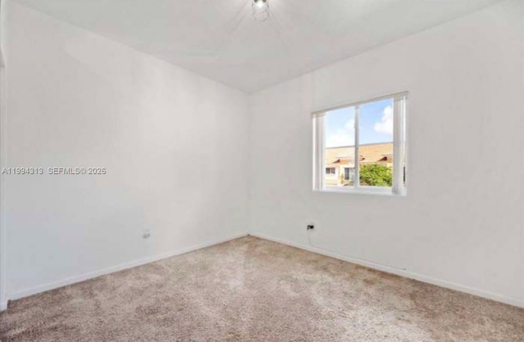 3529 NW 29th Pl, Lauderdale Lakes, FL 33311 Photo