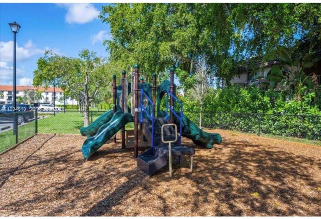 3529 NW 29th Pl, Lauderdale Lakes, FL 33311 Photo