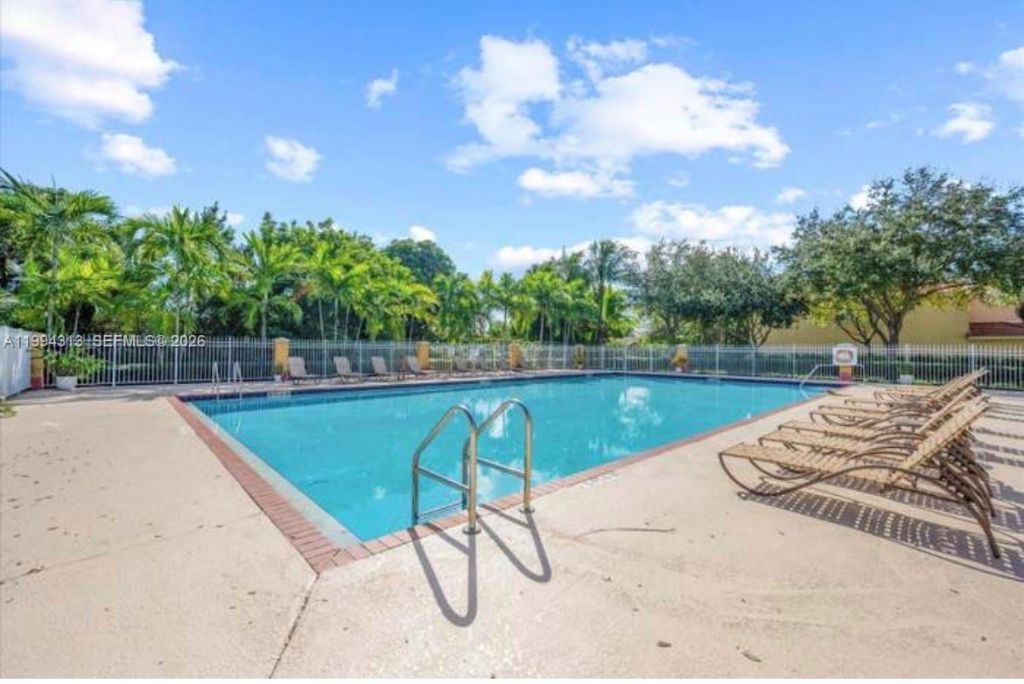 3529 NW 29th Pl, Lauderdale Lakes, FL 33311 Photo