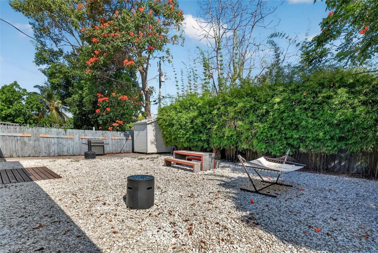 541 NW 109th St, Miami, FL 33168 Photo