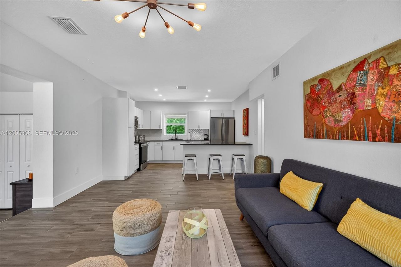 541 NW 109th St , Miami, FL 33168 Photo