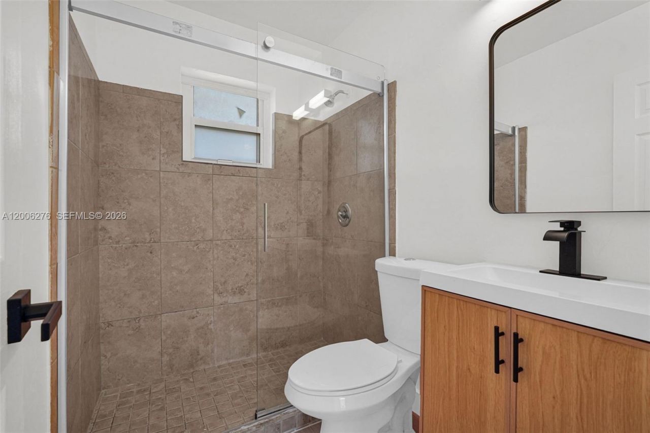 153 NW 42nd St, Unit 1, Miami, FL 33127 Photo