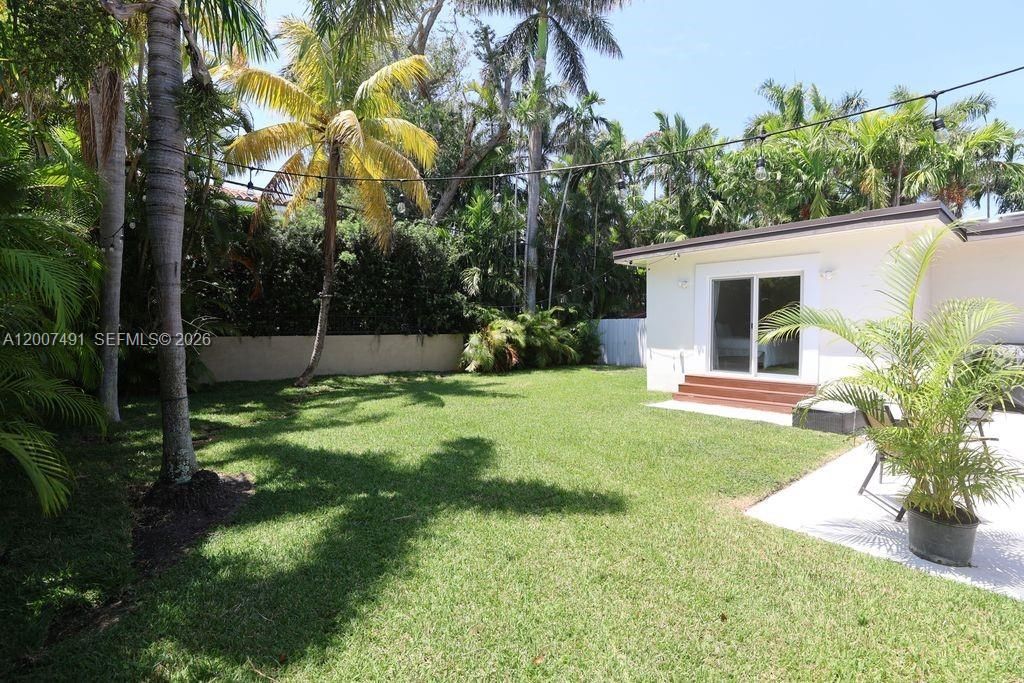 5620 Alton Rd, Miami Beach, FL 33140 Photo