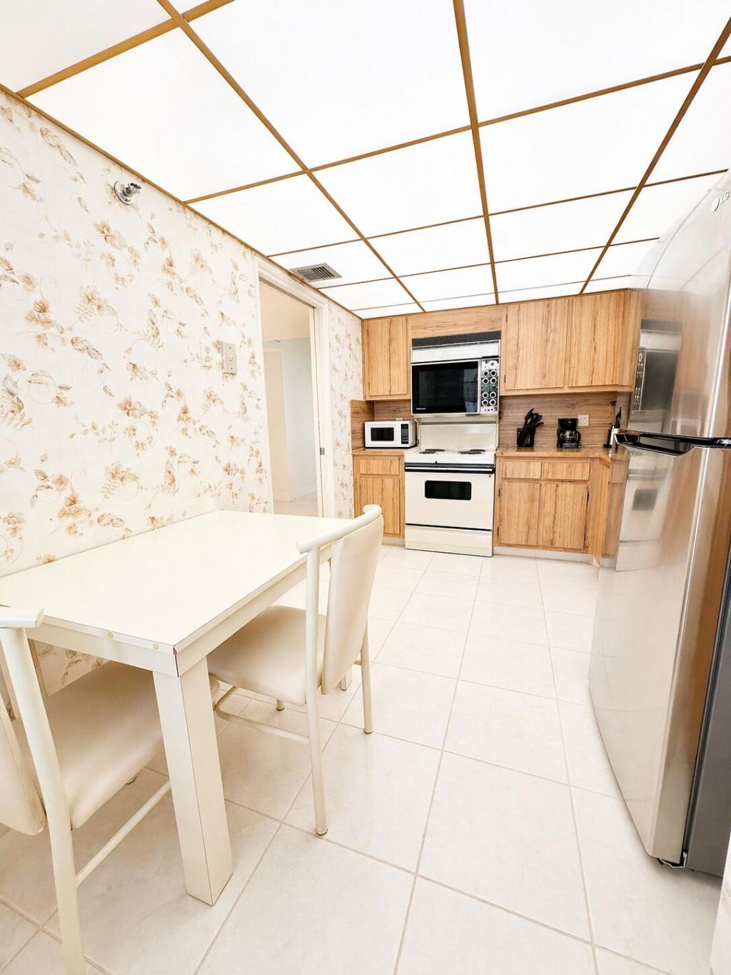 4015 W Palm Aire Drive, Unit 205, Pompano Beach, FL 33069 Photo