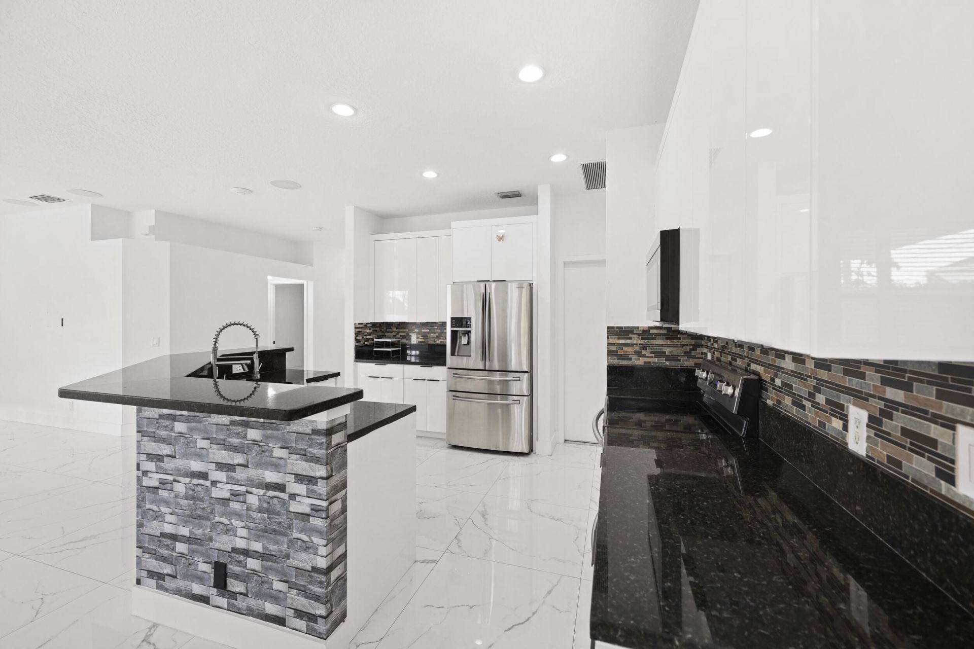 1209 Olympic Circle, Greenacres, FL 33413 Photo