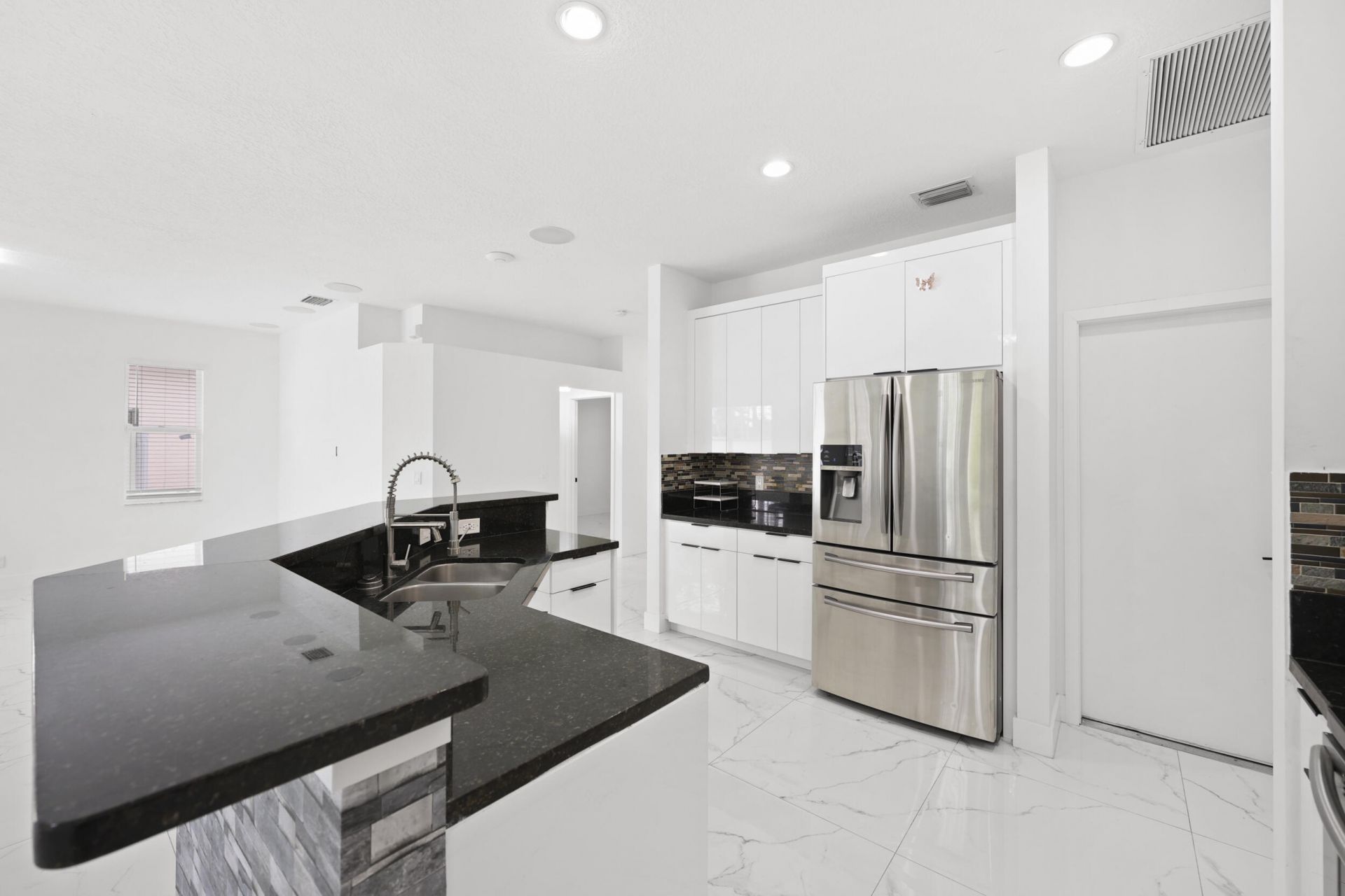 1209 Olympic Circle, Greenacres, FL 33413 Photo