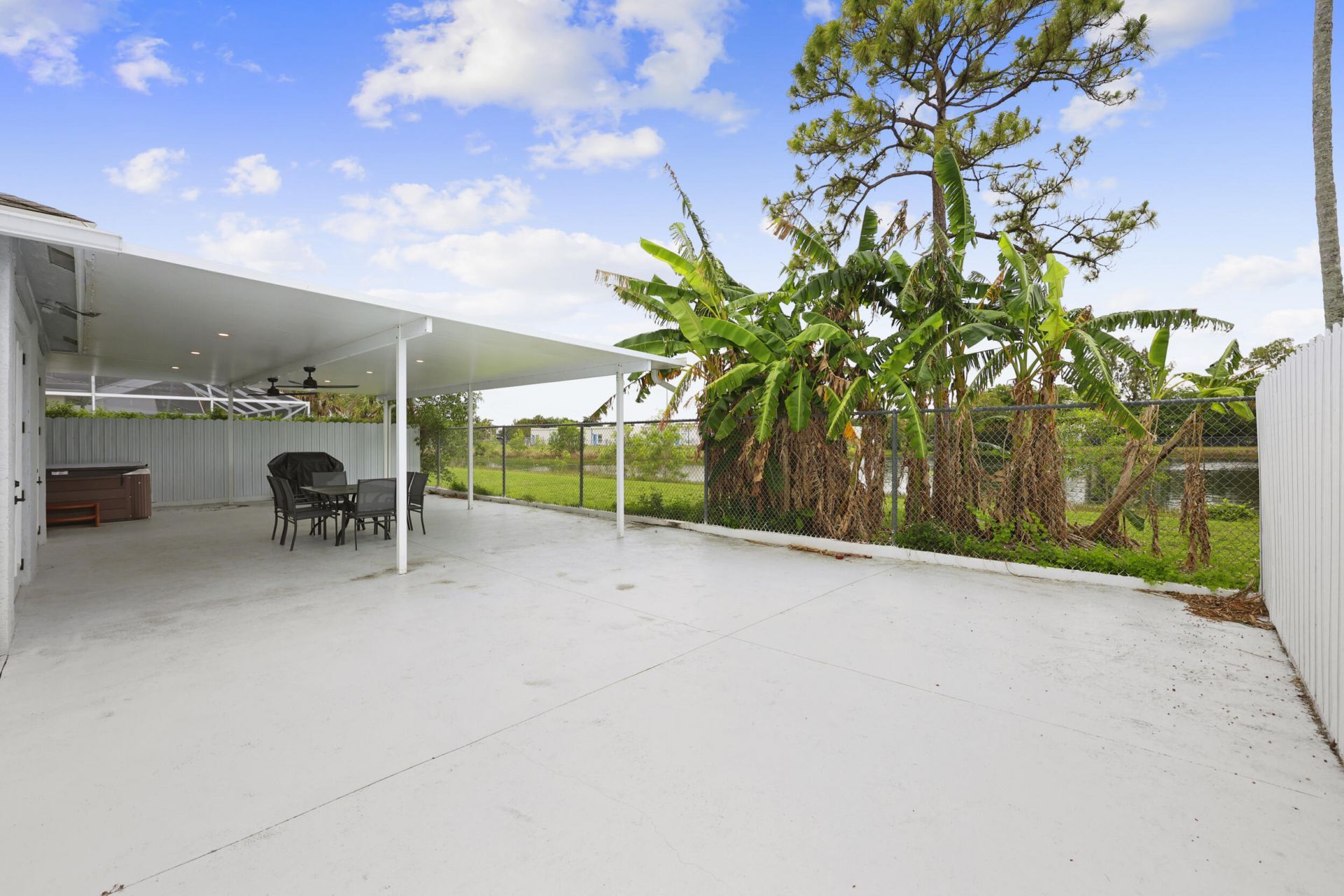 1209 Olympic Circle, Greenacres, FL 33413 Photo