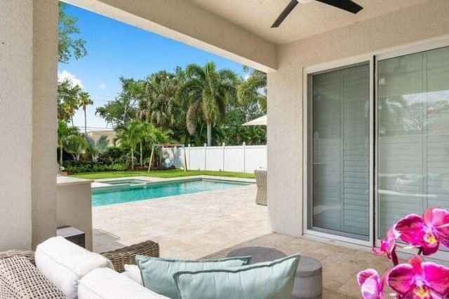 1050 Delray Lakes Drive, Delray Beach, FL 33444 Photo