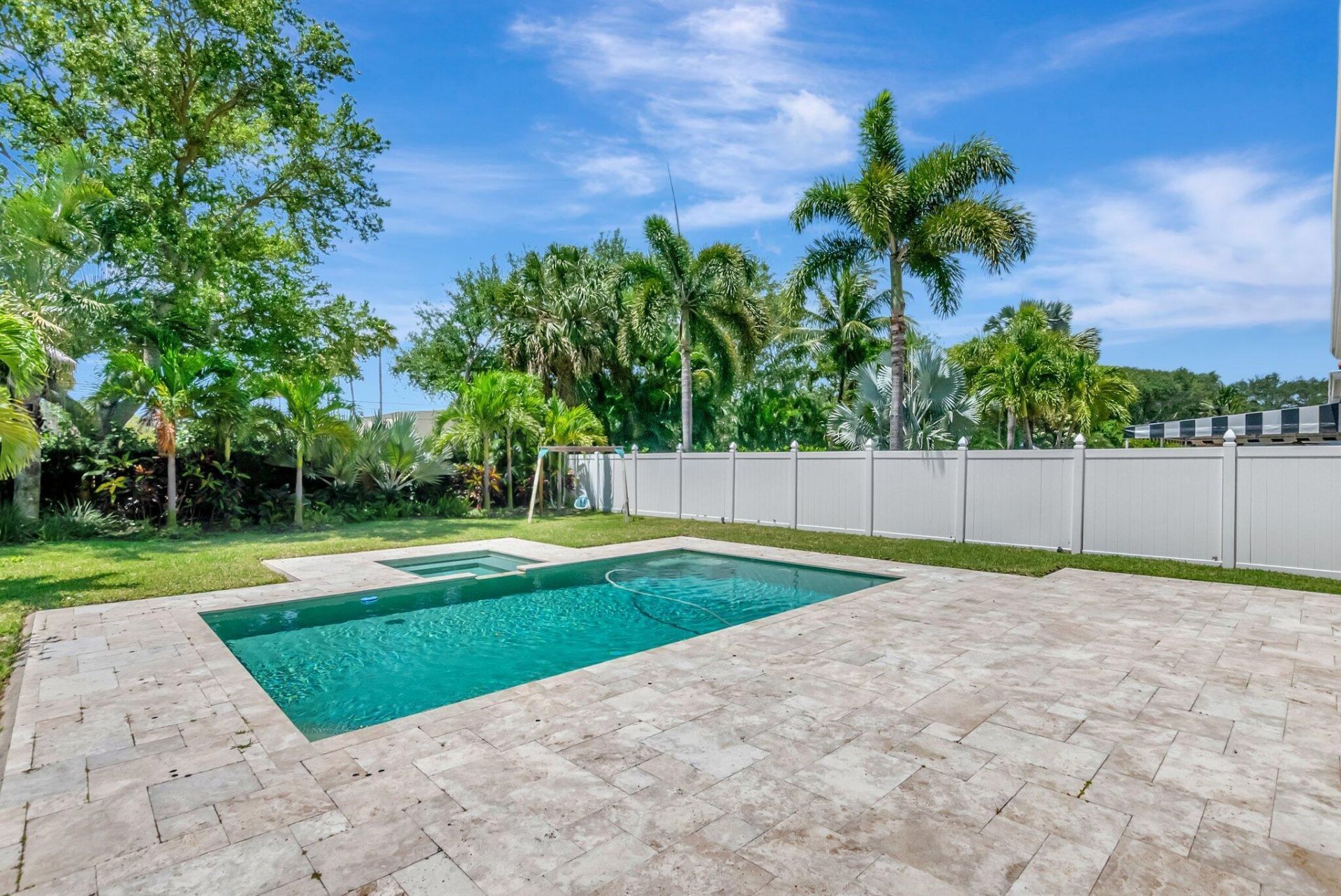 1050 Delray Lakes Drive, Delray Beach, FL 33444 Photo